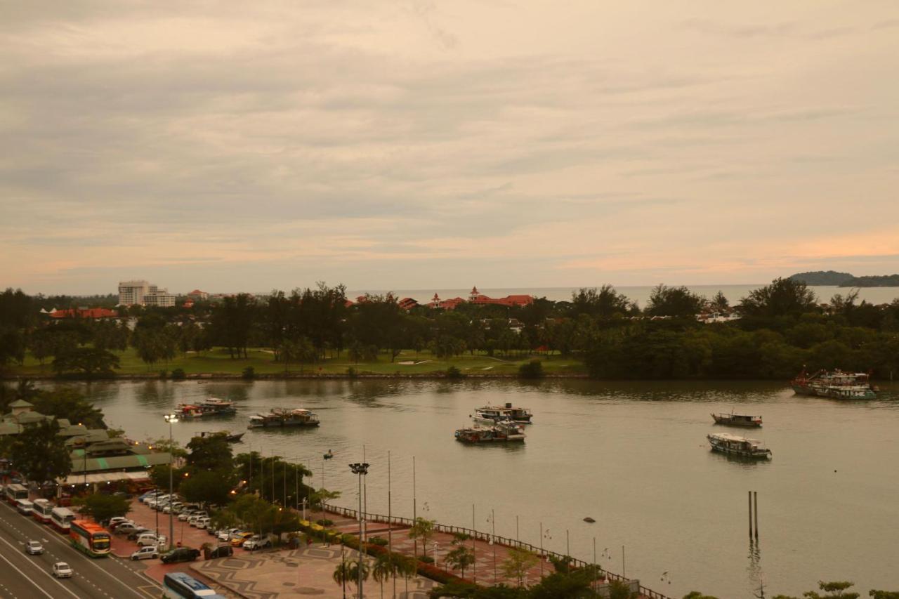 Mts @ Marina Court Resort Condo Kota Kinabalu Esterno foto